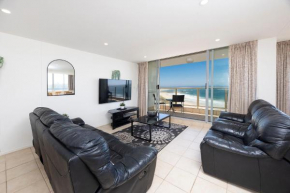 Ebbtide 32, Forster